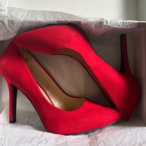 Jessica Simpson Red Pumps
